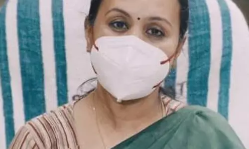 ഒമിക്രോൺ കേസുകൾ കൂടുന്നു; ആരോഗ്യമന്ത്രി ഉന്നതതലയോഗം വിളിച്ചു ഒമിക്രോൺ കേസുകൾ കൂടുന്നു; ആരോഗ്യമന്ത്രി ഉന്നതതലയോഗം വിളിച്ചു