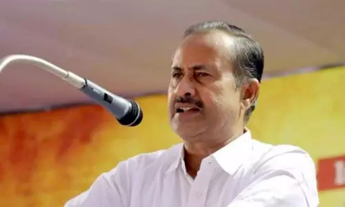 ലീഗ് ഉറങ്ങുന്ന സിംഹമാണ്, തൊട്ടാൽ ഉണരും, അതാണ് കടപ്പുറത്ത് കണ്ടത്; സിപിഎമ്മിന് ബേജാറെന്ന് പിഎംഎ സലാം ലീഗ് ഉറങ്ങുന്ന സിംഹമാണ്, തൊട്ടാൽ ഉണരും, അതാണ് കടപ്പുറത്ത് കണ്ടത്; സിപിഎമ്മിന് ബേജാറെന്ന് പിഎംഎ സലാം