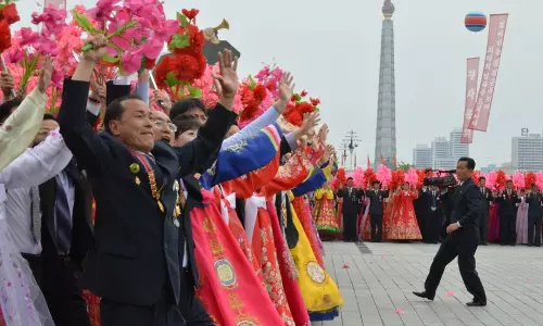 ഇനി 10 ദിവസത്തേക്ക് ചിരിയും ആഘോഷവും വേണ്ട; വിചിത്ര ഉത്തരവുമായി ഉത്തര കൊറിയ
