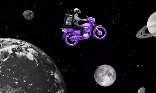 ഓർഡർ ചെയ്താൽ എവിടെയും എത്തിക്കും; ബഹിരാകാശത്ത് ഭക്ഷണം എത്തിച്ച് ഊബർ ഈറ്റ്‌സ്