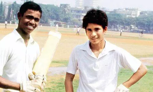 നമ്മുടെ സൗഹൃദത്തെ തകർക്കാൻ ആർക്കുമാവില്ല; സച്ചിനുമൊത്തുള്ള ബാല്യകാല ചിത്രം പങ്കുവച്ച് വിനോദ് കാംബ്ലി നമ്മുടെ സൗഹൃദത്തെ തകർക്കാൻ ആർക്കുമാവില്ല; സച്ചിനുമൊത്തുള്ള ബാല്യകാല ചിത്രം പങ്കുവച്ച് വിനോദ് കാംബ്ലി