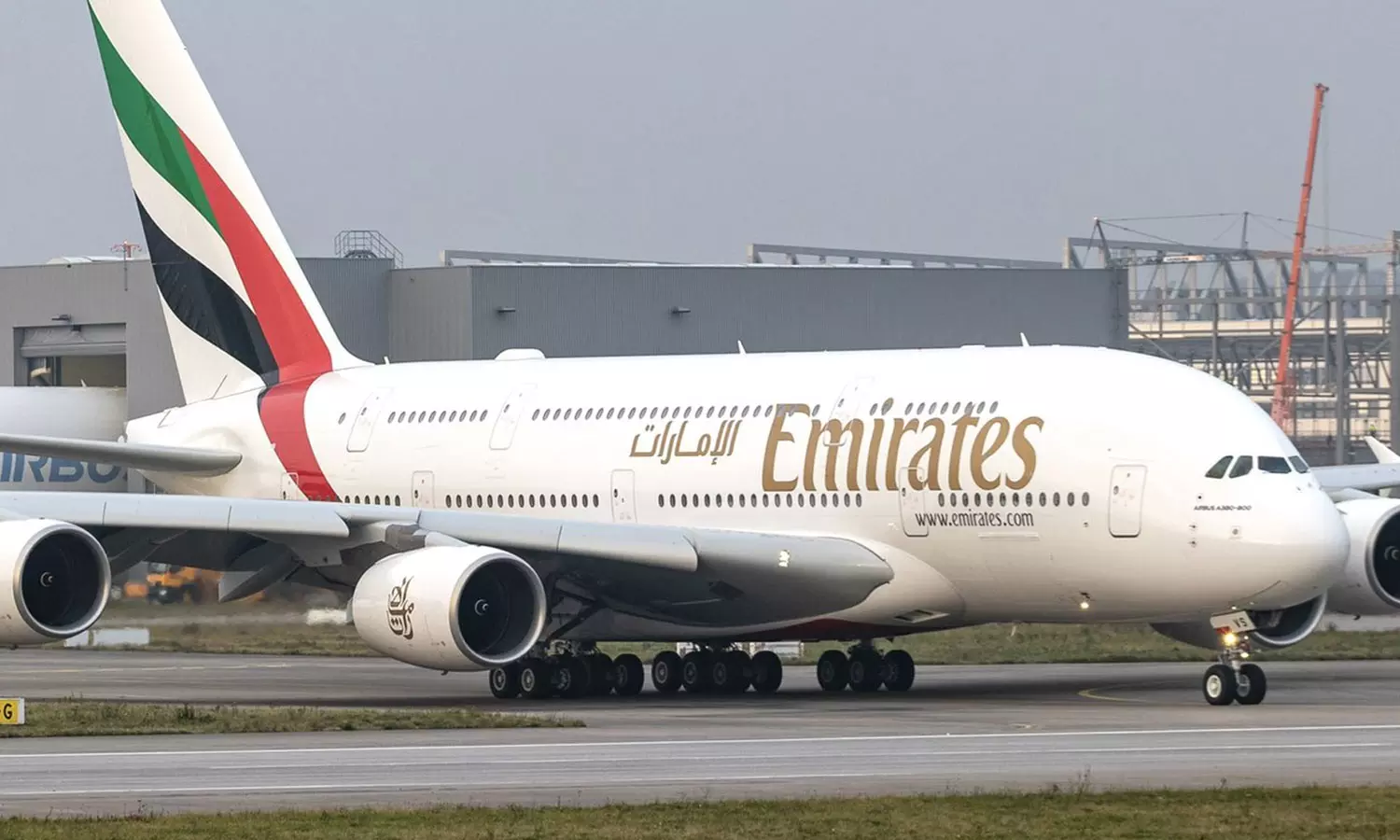 അവസാന വിമാനം എമിറേറ്റ്‌സിന് കൈമാറി; എയർബസ് എ380 യുഗത്തിന് അന്ത്യമായി