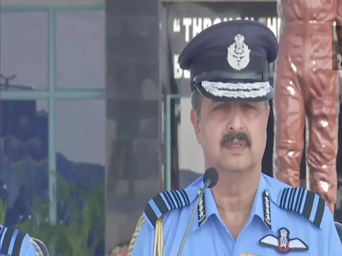 കൂനൂർ ഹെലികോപ്റ്റർ അപകടം; വിവിഐപി യാത്രയുടെ മാർഗനിർദേശങ്ങൾ പുനഃപരിശോധിക്കുമെന്ന് വ്യോമസേന കൂനൂർ ഹെലികോപ്റ്റർ അപകടം; വിവിഐപി യാത്രയുടെ മാർഗനിർദേശങ്ങൾ പുനഃപരിശോധിക്കുമെന്ന് വ്യോമസേന