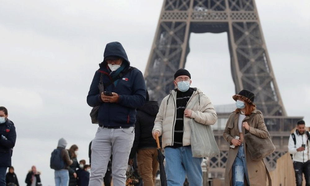 ഒമിക്രോൺ മിന്നൽ പോലെ പരക്കുന്നു ഫ്രാൻസിൽ നിയന്ത്രണം ശക്തമാക്കുന്നു