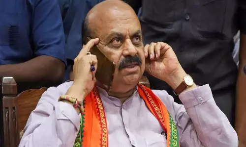 10 വർഷം തടവ്, ഒരു ലക്ഷം രൂപ പിഴ; മതപരിവർത്തന നിരോധന ബില്ലുമായി കർണാടക 10 വർഷം തടവ്, ഒരു ലക്ഷം രൂപ പിഴ; മതപരിവർത്തന നിരോധന ബില്ലുമായി കർണാടക