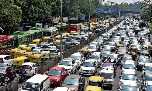 ഡൽഹിയിൽ പത്തുവർഷം കഴിഞ്ഞ ഡീസൽ വാഹനങ്ങളുടെ രജിസ്‌ട്രേഷൻ റദ്ദാക്കും