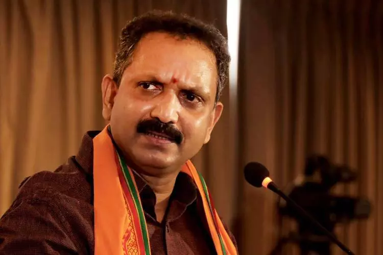 അക്രമം തടയാന്‍ കേരളാ പൊലീസിന് കഴിയില്ലെങ്കിൽ കേന്ദ്രത്തെ അറിയിക്കണം