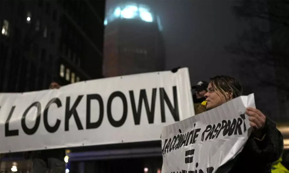 ഒമിക്രോൺ കൂടുന്നു; നെതർലാൻഡ് വീണ്ടും ലോക്ക്ഡൗണിലേക്ക്