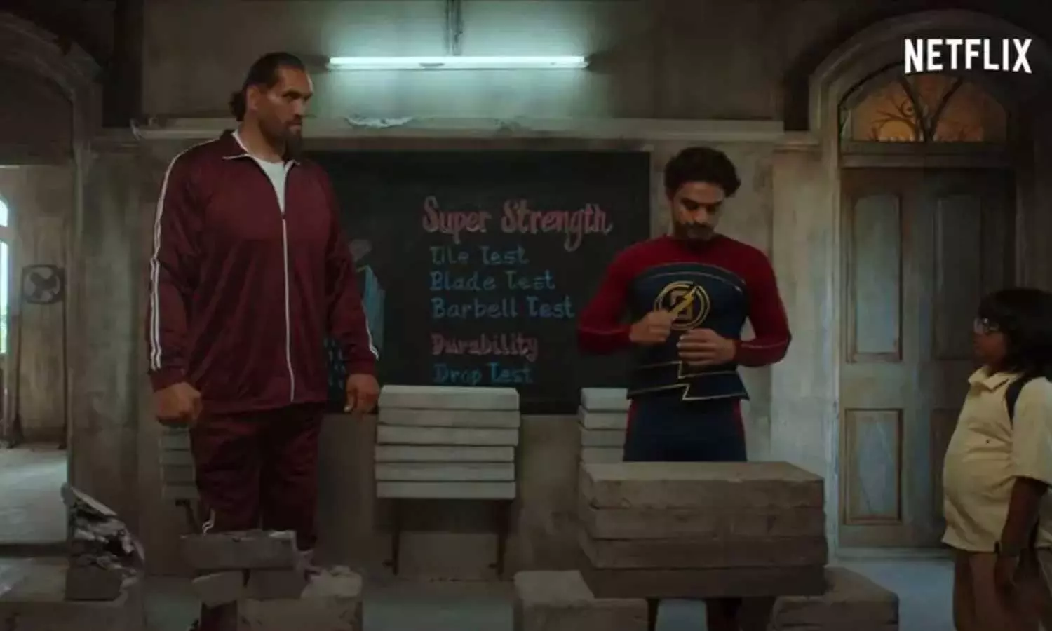 അമേരിക്കൻ സൂപ്പർ ഹീറോ ആവാൻ മിന്നൽ മുരളി; ഗ്രേറ്റ് ഖലിയുടെ സൂപ്പർഹീറോ ടെസ്റ്റ് അമേരിക്കൻ സൂപ്പർ ഹീറോ ആവാൻ മിന്നൽ മുരളി; ഗ്രേറ്റ് ഖലിയുടെ സൂപ്പർഹീറോ ടെസ്റ്റ്