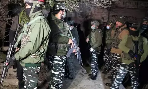 ശ്രീനഗറിൽ വീണ്ടും ഏറ്റുമുട്ടൽ ;  ഭീകരനെ വധിച്ചതായി സുരക്ഷസേന