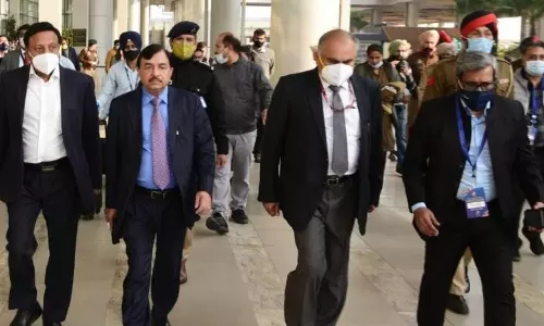 തെരഞ്ഞെടുപ്പ് കമ്മീഷണര്‍മാരുമായി പ്രധാനമന്ത്രിയുടെ ഓഫീസിന്‍റെ ചര്‍ച്ച; ആരോപണം തള്ളി കേന്ദ്രം