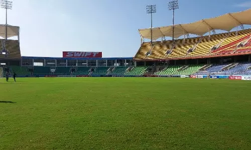 സഹപ്രവർത്തകന്റെ സംസ്‌കാരം നടക്കുംമുമ്പേ തലസ്ഥാനത്ത് ഐപിഎസ് -ഐഎസുകാരുടെ ക്രിക്കറ്റ് മത്സരം