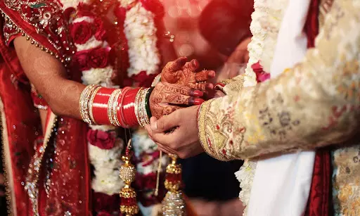 സ്ത്രീകളുടെ വിവാഹപ്രായം 21 ആക്കുന്നതിനുള്ള ബിൽ ഇന്ന് പാർലമെന്റില് അവതരിപ്പിച്ചേക്കും സ്ത്രീകളുടെ വിവാഹപ്രായം 21 ആക്കുന്നതിനുള്ള ബിൽ ഇന്ന് പാർലമെന്റില് അവതരിപ്പിച്ചേക്കും