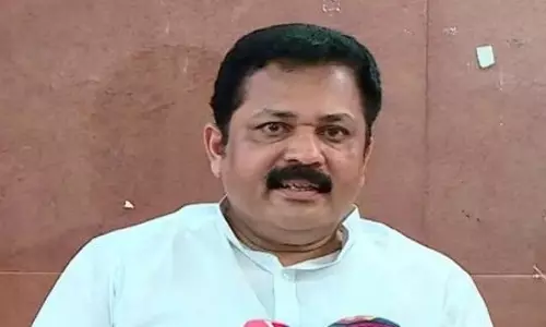 നിരുപാധികം സി.പി.എമ്മിൽ ചേർന്ന് പ്രവർത്തിക്കും: ഷെയ്ക് പി ഹാരിസ് നിരുപാധികം സി.പി.എമ്മിൽ ചേർന്ന് പ്രവർത്തിക്കും: ഷെയ്ക് പി ഹാരിസ്