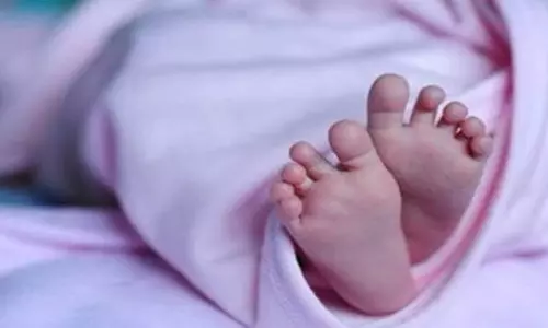 തൃശൂരിലെ നവജാത ശിശുവിന്റെ മരണം കൊലപാതകമാണെന്ന് പൊലിസ്