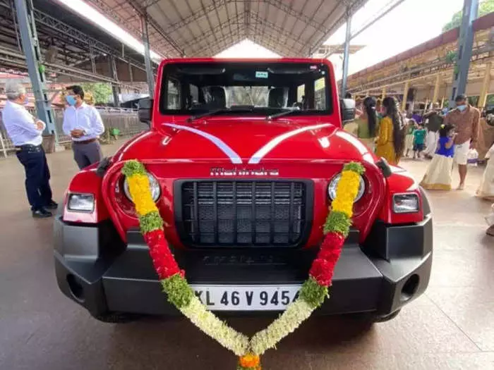 ഗുരുവായൂര് ക്ഷേത്രത്തിലെ ഥാര് ലേലം; തർക്കം ക്ഷേത്ര ഭരണ സമിതി ഇന്ന് ചർച്ച ചെയ്യും ഗുരുവായൂര് ക്ഷേത്രത്തിലെ ഥാര് ലേലം; തർക്കം ക്ഷേത്ര ഭരണ സമിതി ഇന്ന് ചർച്ച ചെയ്യും