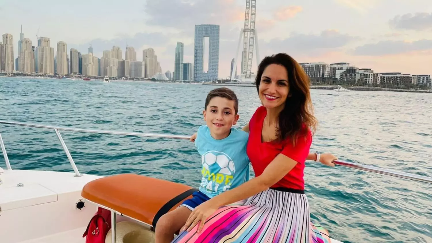 രോഗിയായ മകനു വേണ്ടി ദുബായ് നഗരത്തിലേക്ക് ചേക്കേറിയ ഒരു ഫ്രഞ്ച് കുടുംബം