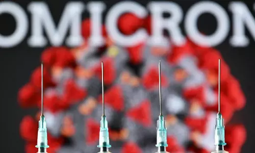 ഒരു ലക്ഷം കടന്ന് ആഗോള ഒമിക്രോൺ കേസുകള്‍