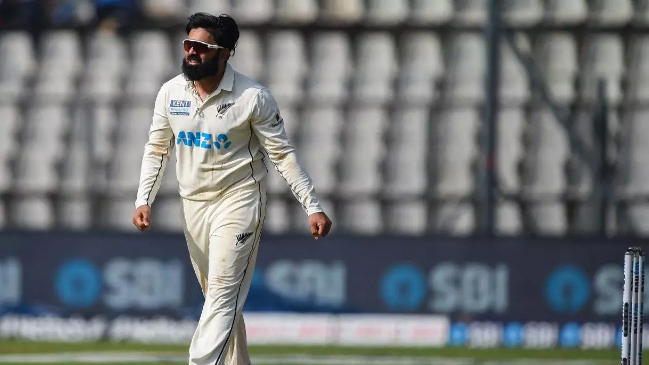 പത്ത് വിക്കറ്റെടുത്തിട്ടും രക്ഷയില്ല; ന്യൂസിലന്‍ഡ് ടീമില്‍ നിന്ന് അജാസ് പട്ടേല്‍ പുറത്ത്