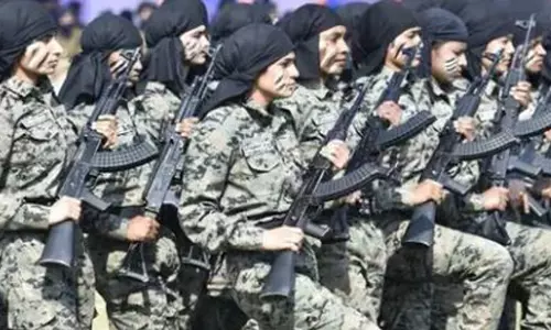 വിഐപികളുടെ സുരക്ഷക്ക് ഇനി മുതൽ വനിതാകമാന്റോകളും വിഐപികളുടെ സുരക്ഷക്ക് ഇനി മുതൽ വനിതാകമാന്റോകളും