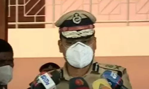 ആലപ്പുഴ ഇരട്ടക്കൊലപാതകം; പ്രതികൾ സംസ്ഥാനം വിട്ടെന്ന് എ.ഡി.ജിപി ആലപ്പുഴ ഇരട്ടക്കൊലപാതകം; പ്രതികൾ സംസ്ഥാനം വിട്ടെന്ന് എ.ഡി.ജിപി