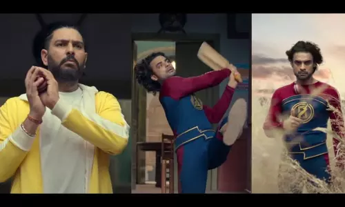 ആറ് ബോളിൽ ആറ് സിക്‌സ്..! മിന്നൽ മുരളിയുടെ സ്‌പീഡ്‌ ടെസ്റ്റ് ചെയ്‌ത്‌ സാക്ഷാൽ യുവരാജ് സിംഗ്