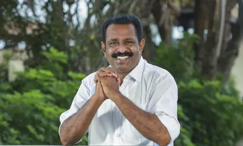 വിൻസെന്‍റ് എം.എൽ.എയുടെ ഫണ്ടില്‍ നിന്ന് വെയിറ്റിങ് ഷെഡ്; തടഞ്ഞ് സി.പി.എം