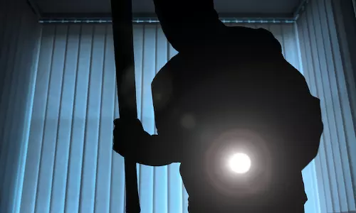 വെയര് ഹൗസില്നിന്ന് സാധനങ്ങള് മോഷ്ടിച്ച സംഭവം; തെളിവെടുപ്പ് പൂര്ത്തിയായി വെയര് ഹൗസില്നിന്ന് സാധനങ്ങള് മോഷ്ടിച്ച സംഭവം; തെളിവെടുപ്പ് പൂര്ത്തിയായി