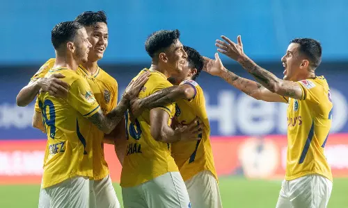 ജംഷഡ്പൂരിനെ 3 ഗോളുകൾക്ക് തോൽപ്പിച്ചാൽ ബ്ലാസ്റ്റേഴ്സ് ലീഗിൽ ഒന്നാമത് ജംഷഡ്പൂരിനെ 3 ഗോളുകൾക്ക് തോൽപ്പിച്ചാൽ ബ്ലാസ്റ്റേഴ്സ് ലീഗിൽ ഒന്നാമത്