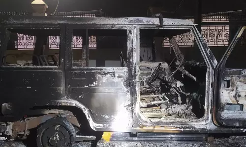 കിഴക്കമ്പലത്തെ അക്രമം; 156 അതിഥി തൊഴിലാളികൾ പിടിയിൽ, അന്വേഷണം തുടരുന്നു