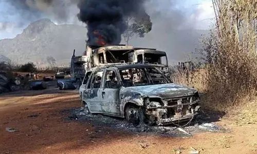 മ്യാൻമറിൽ കുട്ടികൾ ഉൾപ്പെടെ 30 ലധികം പേരെ കത്തികരിഞ്ഞ നിലയിൽ കണ്ടെത്തി