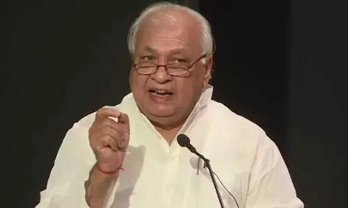 ധാർമികതക്ക് നിരക്കാത്തത് ചിലത് ചെയ്യേണ്ടി വന്നു, ഇനി തെറ്റ് തുടരാൻ വയ്യ: ഗവർണർ ധാർമികതക്ക് നിരക്കാത്തത് ചിലത് ചെയ്യേണ്ടി വന്നു, ഇനി തെറ്റ് തുടരാൻ വയ്യ: ഗവർണർ