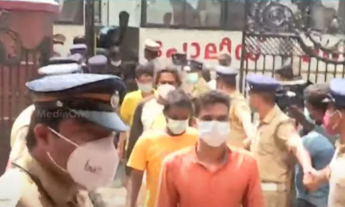 കിറ്റെക്‌സ് തൊഴിലാളികളുടെ ആക്രമണം; 300 പേർ പ്രതികളെന്ന് സൂചന, കൂടുതൽ അറസ്റ്റ് ഇന്ന്