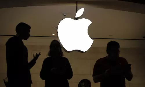 സിം സ്ലോട്ടില്ല; വരുന്നു വമ്പൻ മാറ്റങ്ങളോടെ പുതിയ ഐഫോൺ