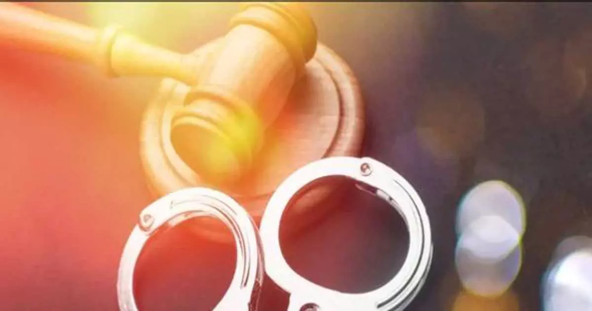 അമ്പലവയലിൽ വയോധികനെ തലക്കടിച്ച് കൊന്ന കേസിൽ അമ്മയെ ഇന്ന് കോടതിയിൽ ഹാജരാക്കും അമ്പലവയലിൽ വയോധികനെ തലക്കടിച്ച് കൊന്ന കേസിൽ അമ്മയെ ഇന്ന് കോടതിയിൽ ഹാജരാക്കും