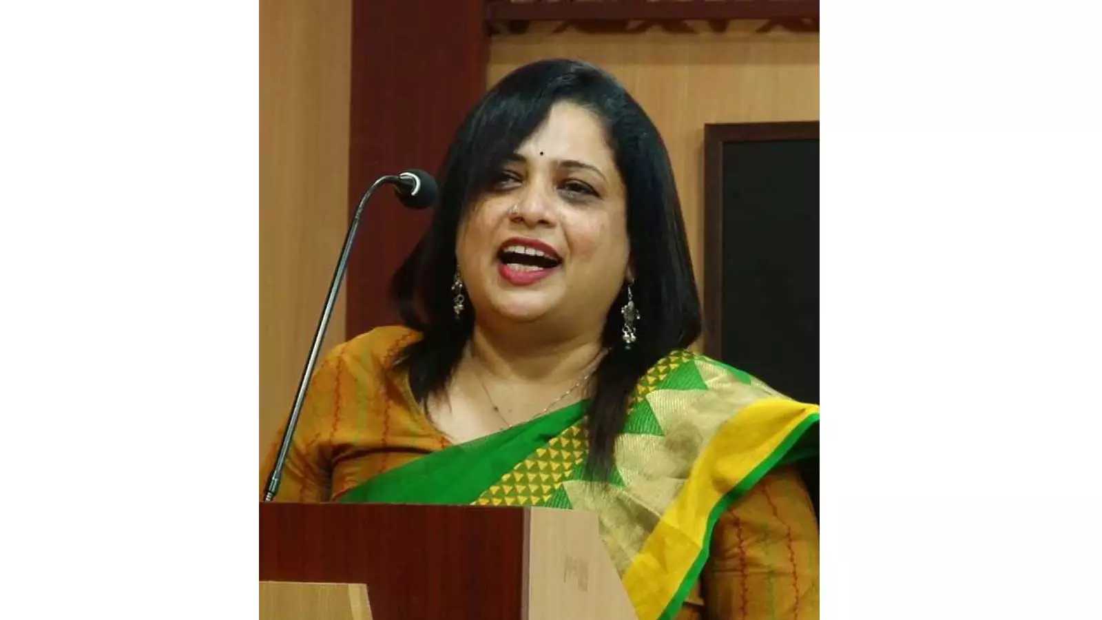 അഡ്വ.രശ്മിത രാമചന്ദ്രന് മയിലമ്മ പുരസ്കാരം അഡ്വ.രശ്മിത രാമചന്ദ്രന് മയിലമ്മ പുരസ്കാരം