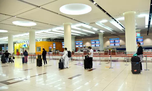കോവിഡ്​: ദുബൈ വിമാനത്താവള ടെര്‍മിനല്‍ വഴി ടിക്കറ്റില്ലാത്തവരെ പ്രവേശിപ്പിക്കേണ്ടതില്ലെന്ന്​ തീരുമാനം
