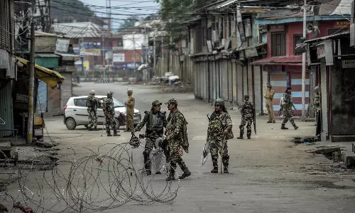 2021ല്‍ കശ്മീരില്‍ കൊല്ലപ്പെട്ടത് 189 ഭീകരര്‍, 41 സാധാരണക്കാര്‍; 44 സുരക്ഷാ സൈനികര്‍ക്കും വീരമൃത്യൂ