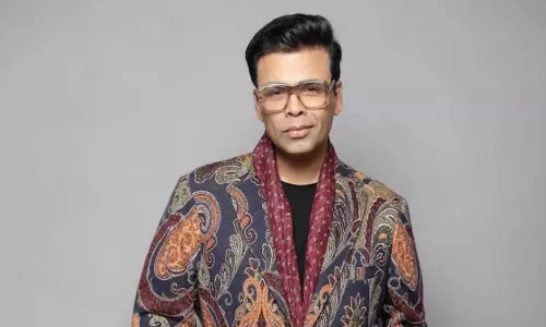 ഡല്‍ഹിയിലെ തിയറ്ററുകളില്‍ സിനിമാ പ്രദര്‍ശനം അനുവദിക്കണം; ആവശ്യവുമായി കരണ്‍ ജോഹര്‍