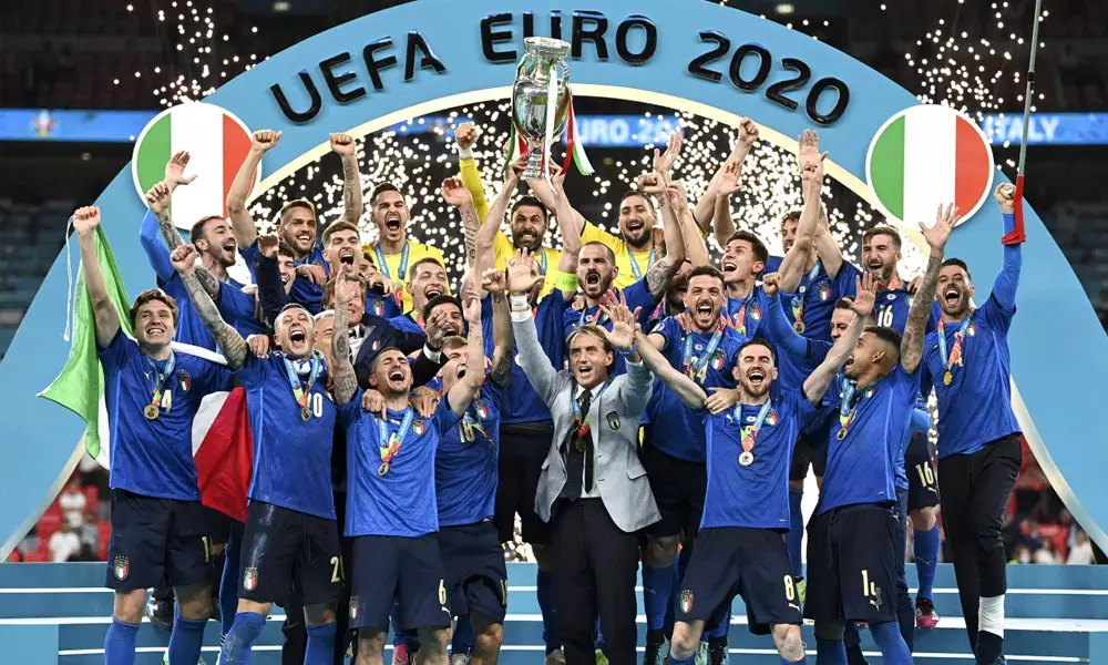 യൂറോ കപ്പ് നേടിയ ഇറ്റലി യൂറോ കപ്പ് നേടിയ ഇറ്റലി