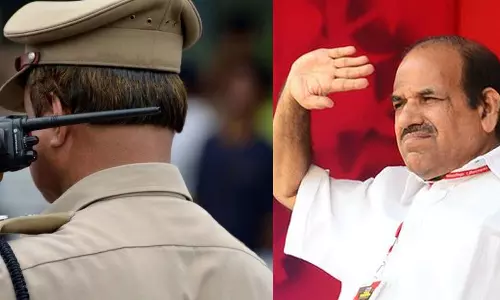 പൊലീസ് എന്ത് പിഴച്ചു ?; ആലപ്പുഴ കൊലപാതകങ്ങളിൽ പൊലീസിന് പിന്തുണയുമായി കോടിയേരി ബാലകൃഷ്ണൻ പൊലീസ് എന്ത് പിഴച്ചു ?; ആലപ്പുഴ കൊലപാതകങ്ങളിൽ പൊലീസിന് പിന്തുണയുമായി കോടിയേരി ബാലകൃഷ്ണൻ