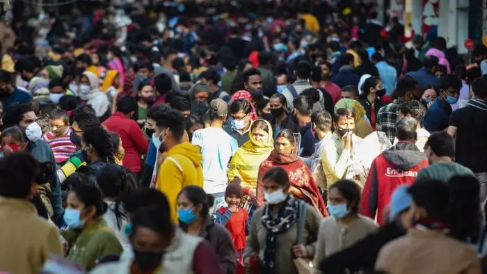 രണ്ട് ദിവസം പരിശോധിച്ച കോവിഡ് സാമ്പിളുകളില് 84 ശതമാനവും ഒമിക്രോൺ; ഡൽഹി വീണ്ടും ഭീതിയിൽ രണ്ട് ദിവസം പരിശോധിച്ച കോവിഡ് സാമ്പിളുകളില് 84 ശതമാനവും ഒമിക്രോൺ; ഡൽഹി വീണ്ടും ഭീതിയിൽ