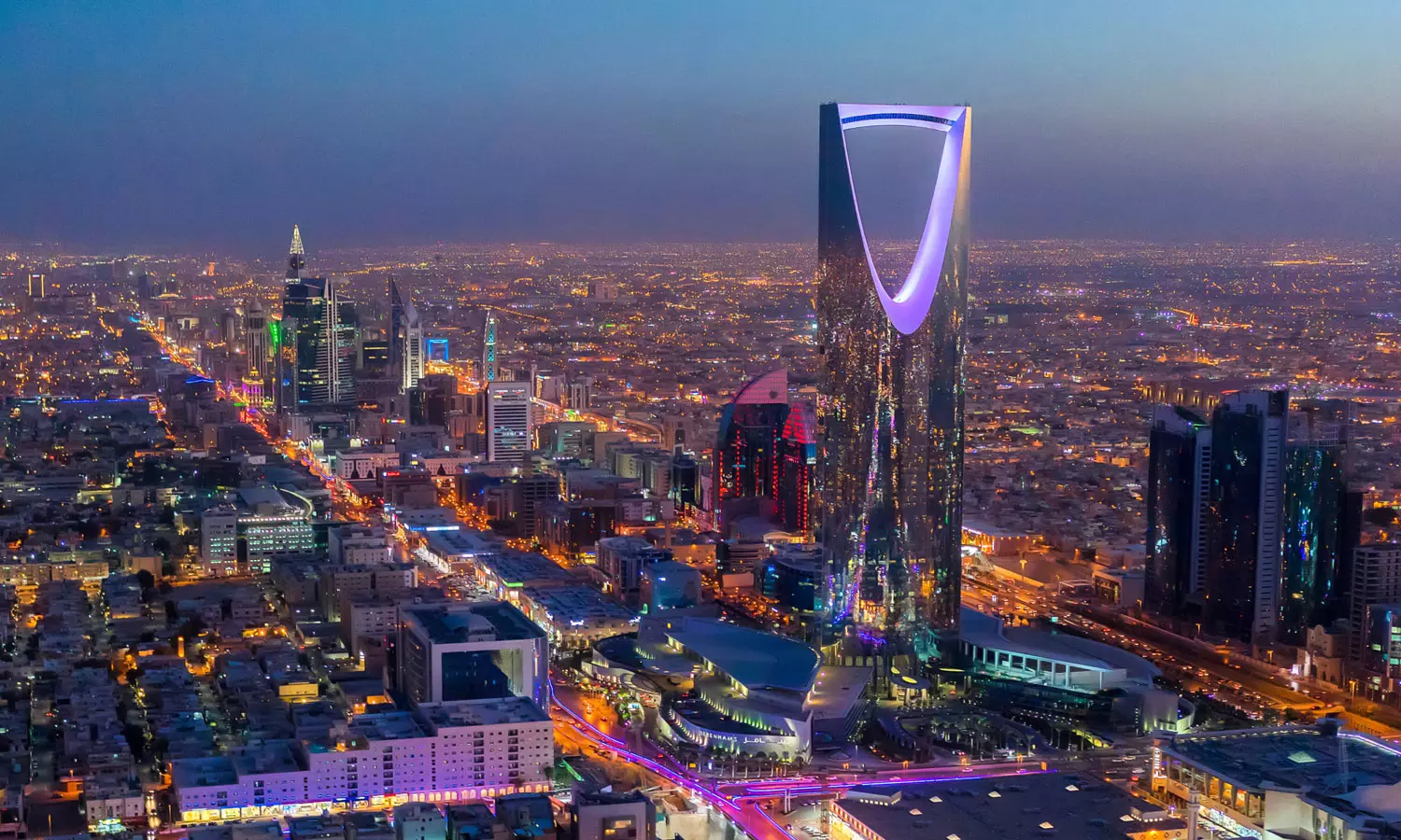 സൗദിയിൽ കോവിഡ് കേസുകൾ കുതിച്ചുയരുന്നു;വ്യാപനം തടയാൻ പുതിയ നിയന്ത്രണങ്ങൾ പ്രഖ്യാപിച്ചു സൗദിയിൽ കോവിഡ് കേസുകൾ കുതിച്ചുയരുന്നു;വ്യാപനം തടയാൻ പുതിയ നിയന്ത്രണങ്ങൾ പ്രഖ്യാപിച്ചു