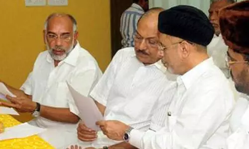 വഖഫ് വിഷയത്തിൽ തുടർ സമരത്തിനൊരുങ്ങി മുസ്‍ലിം   ലീഗ്; വിവാദങ്ങൾക്കിടെ ലീഗുമായുള്ള ബന്ധം വ്യക്തമാക്കി സമസ്ത