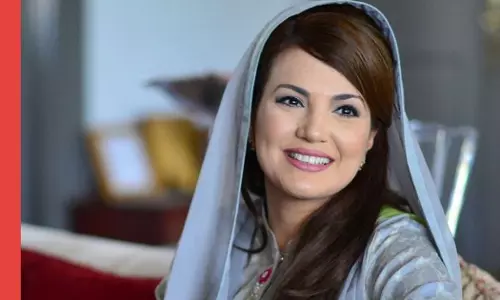 എന്‍റെ വാഹനത്തിനു നേരെ അജ്ഞാതര്‍ വെടിയുതിര്‍ത്തു, ഇതാണോ ഇമ്രാന്‍ ഖാന്‍റെ പാകിസ്താന്‍? ഇമ്രാന്‍റെ മുന്‍ഭാര്യ രേഹം ഖാന്‍