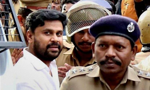 നടി അക്രമിക്കപ്പെട്ട കേസ്; തുടരന്വേഷണം ആവശ്യപ്പെട്ട് മുഖ്യമന്ത്രിക്ക് നടിയുടെ കത്ത്