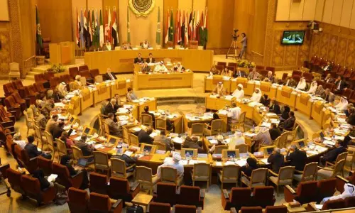 ഹൂതി വിമതർക്ക് ആയുധം നൽകുന്നത് അവസാനിപ്പിക്കണമെന്ന് അറബ് പാർലമെന്റ്