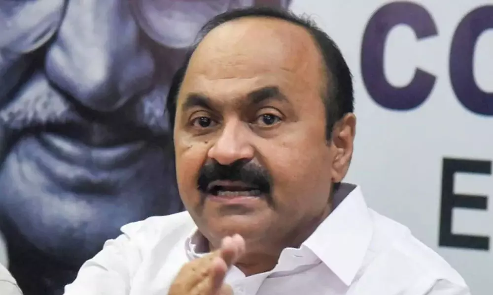 കെ റെയിൽ: മുഖ്യമന്ത്രിക്ക് കോർപറേറ്റ് ബാധയെന്ന് വി.ഡി സതീശൻ