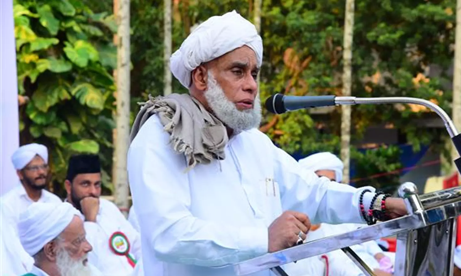 സമസ്തയെ ആർക്കും ഹൈജാക്ക് ചെയ്യാനാവില്ല: മന്ത്രി അബ്ദുറഹിമാന് മറുപടിയുമായി ജിഫ്രി തങ്ങൾ സമസ്തയെ ആർക്കും ഹൈജാക്ക് ചെയ്യാനാവില്ല: മന്ത്രി അബ്ദുറഹിമാന് മറുപടിയുമായി ജിഫ്രി തങ്ങൾ