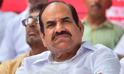 ബി.ജെ.പിയെ അധികാരത്തിലെത്തിച്ചത് കോൺഗ്രസ് നയങ്ങൾ; സി.പി.ഐയെ തള്ളി കോടിയേരി ബി.ജെ.പിയെ അധികാരത്തിലെത്തിച്ചത് കോൺഗ്രസ് നയങ്ങൾ; സി.പി.ഐയെ തള്ളി കോടിയേരി